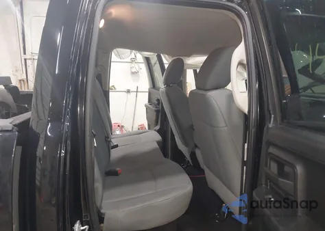 2014 Ram 1500 Express z USA, uszkodzony, nr VIN 1C6RR7FT7ES189336